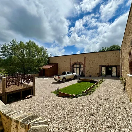 Domaine Le Petit Moulin Villa Lachy